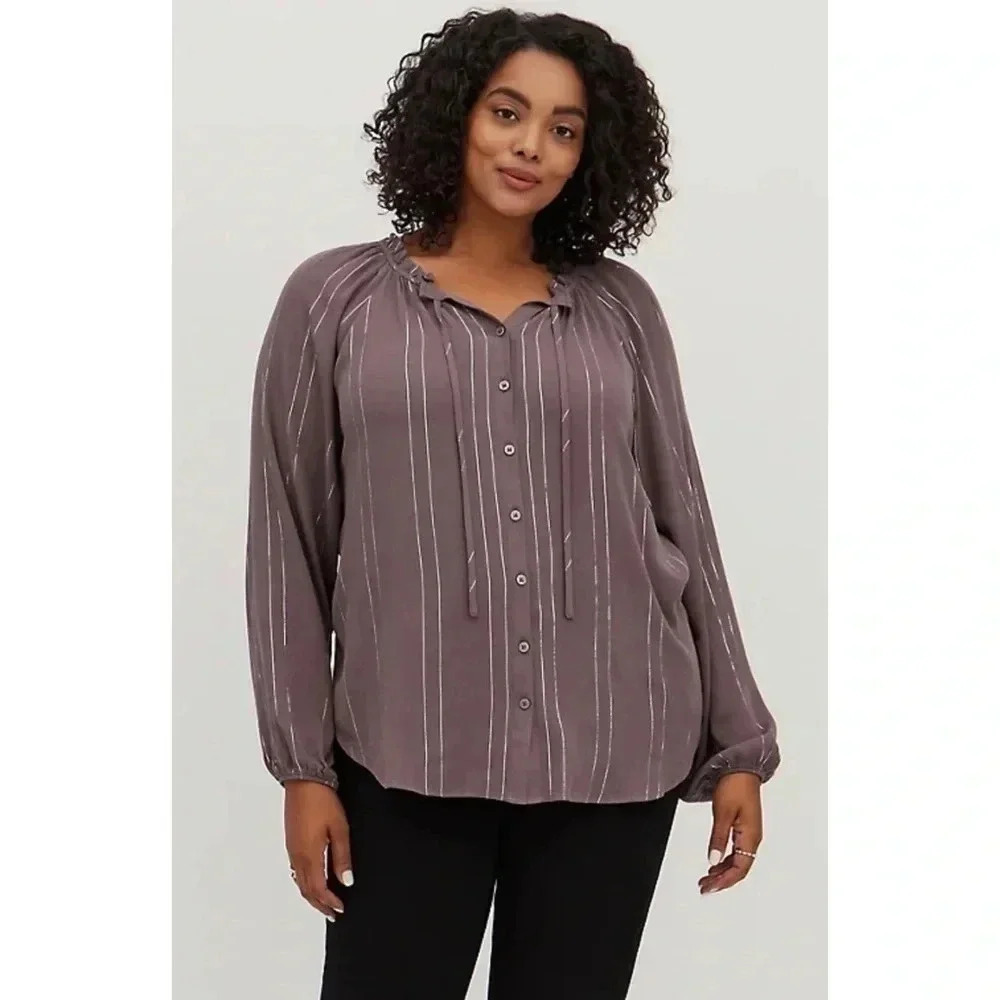 Torrid Crinkle Gauze with Lurex Peasant Blouse Size 1